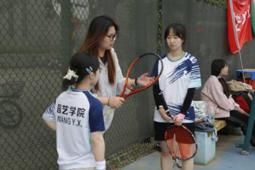 教练指导队员(修).jpg