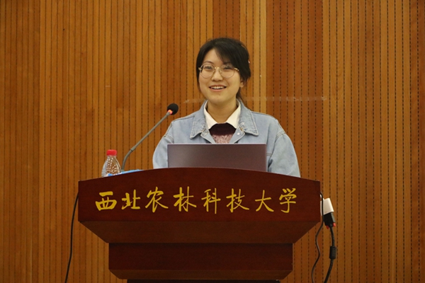 17b4abf2ed7d490ba25c7f5c6516901f.jpg 霍雅雯分享经验1.jpg