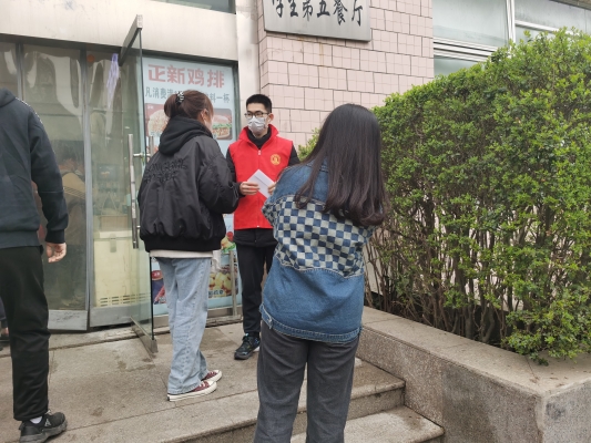 6d8b78bfb8c94241b64ae73fea061a4c.jpg 交信后采访(1).jpg