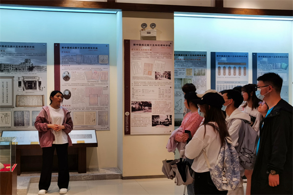 参观过程 原图.jpg